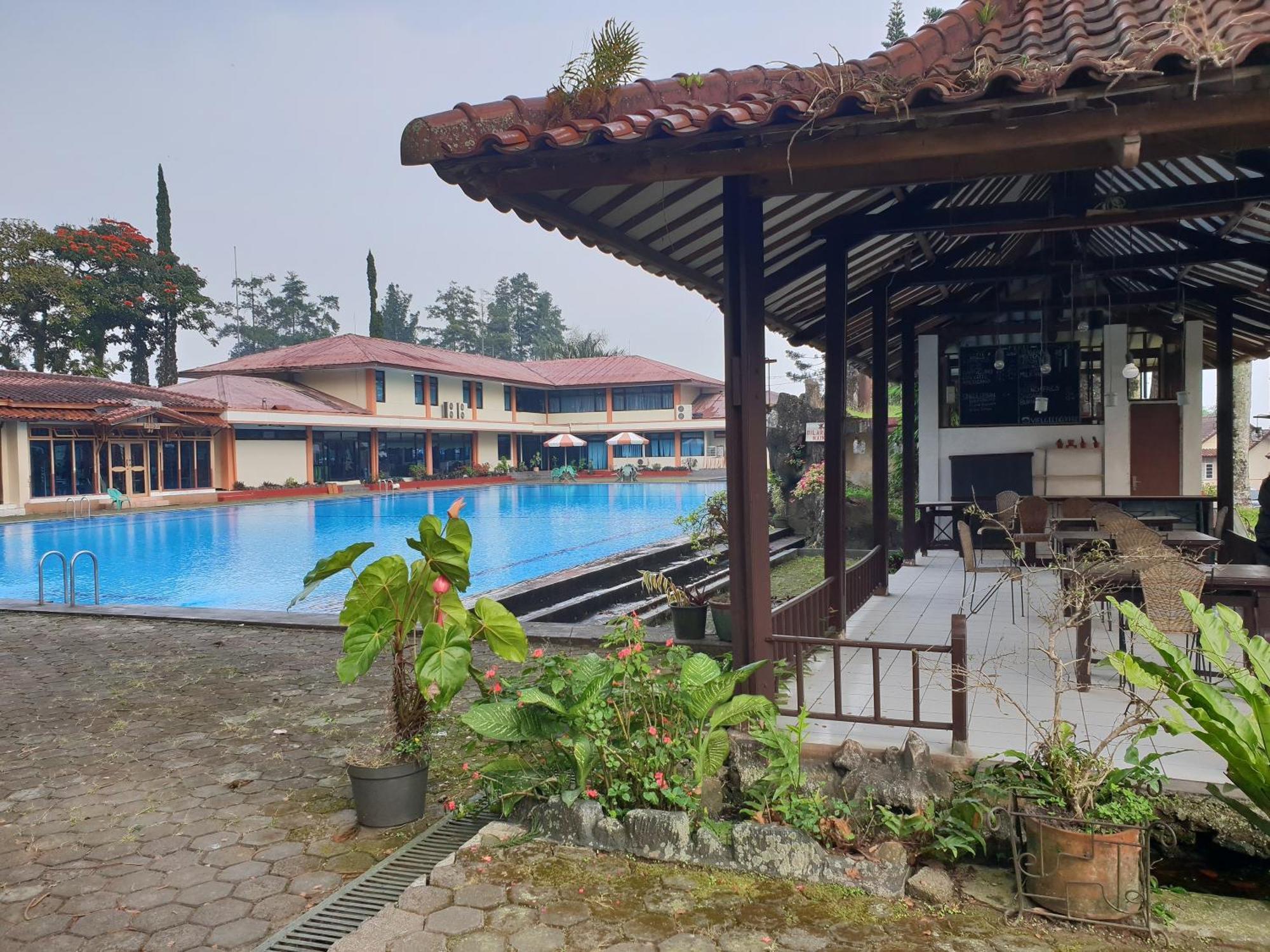 Cisarua Indah Cottage Brujul エクステリア 写真